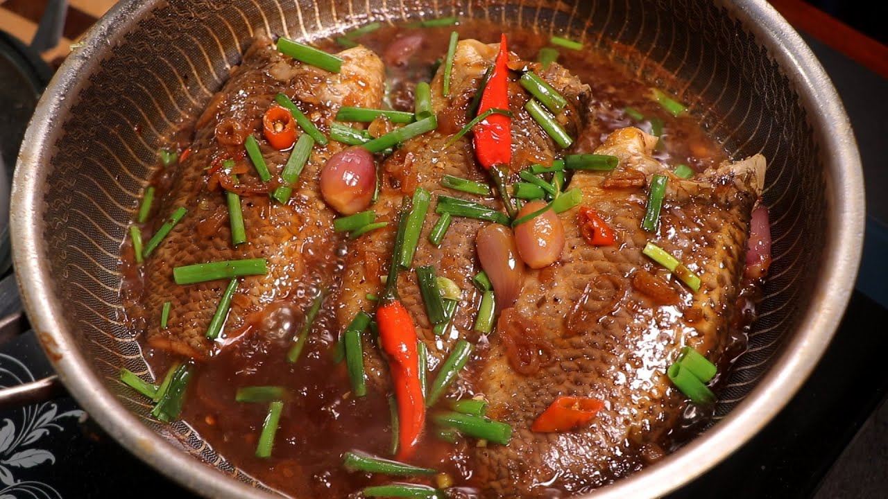 Cá rô kho hành