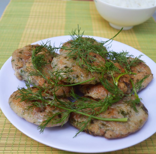 Cá thác lác hấp thì là