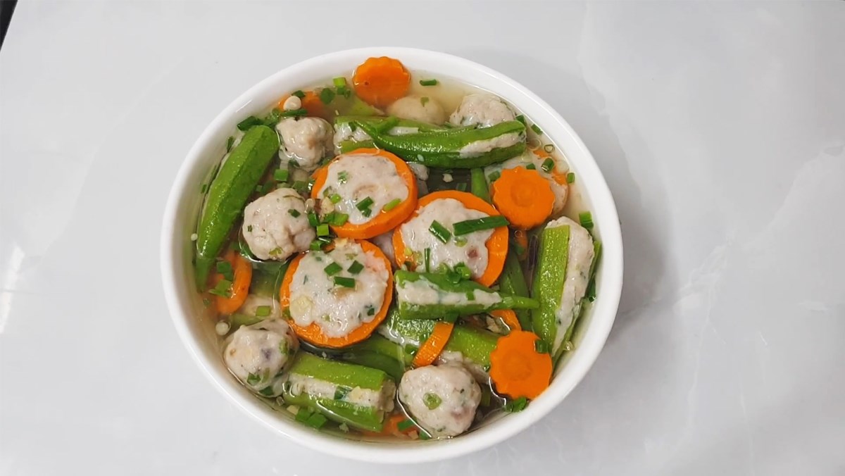 Canh đậu bắp nấu xương