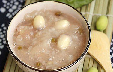 Cháo đậu xanh hạt sen