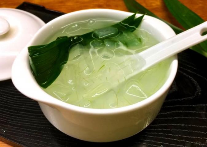 Chè nha đam nấu đường phèn