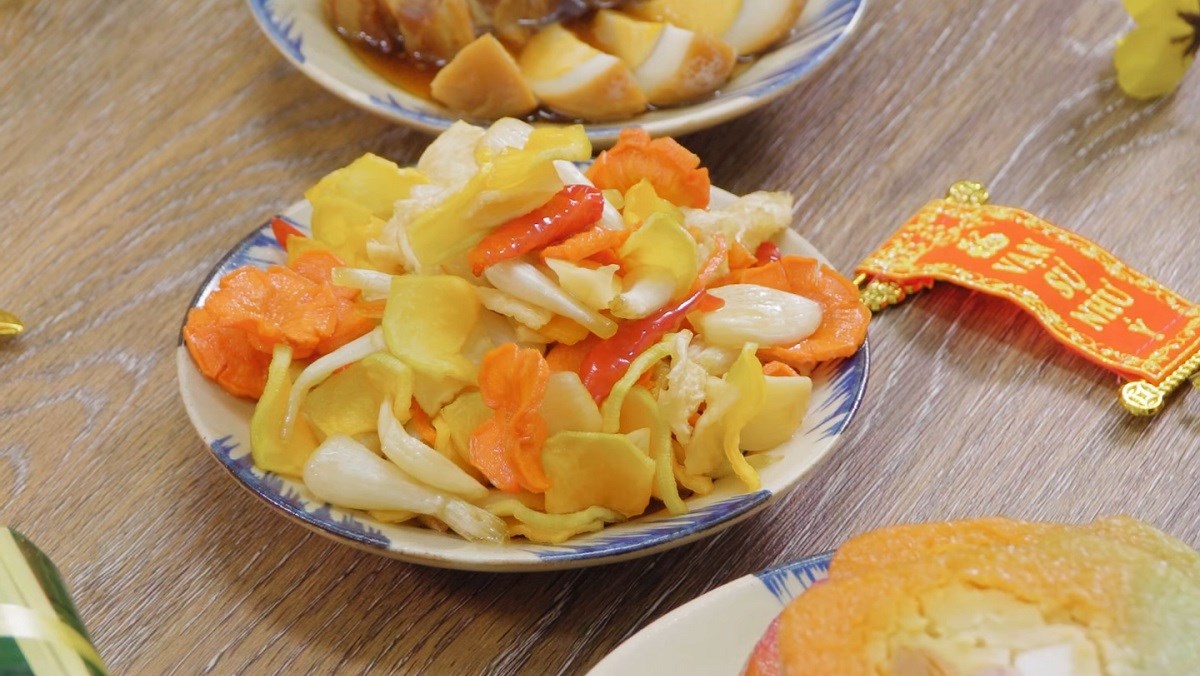 Dưa góp củ kiệu – cà rốt