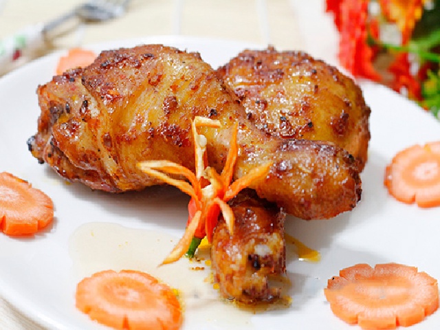 Đùi gà nướng muối ớt