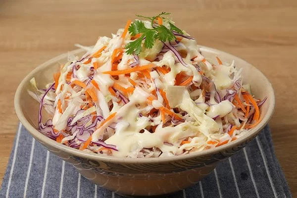Salad bắp cải trộn