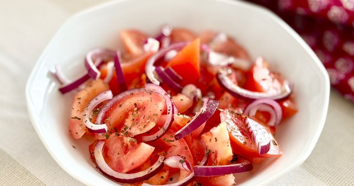 Salad cà chua hành tây