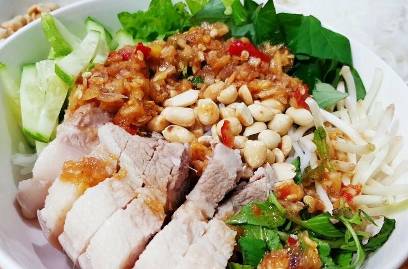 Salad thịt heo luộc