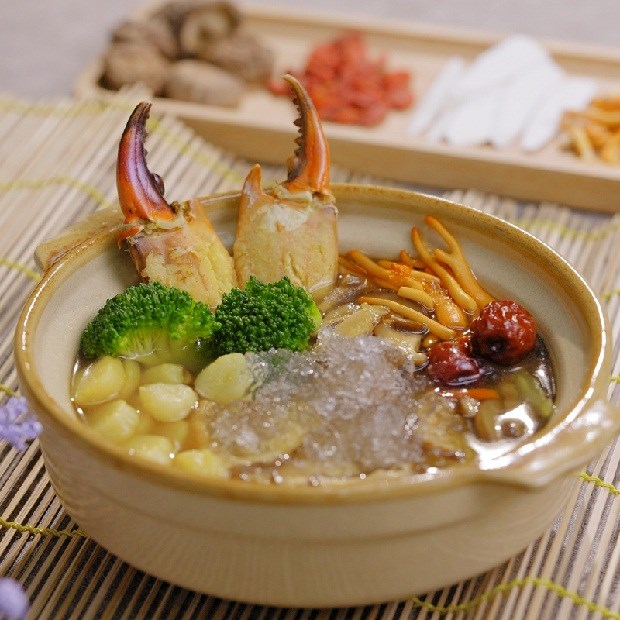 Súp hải sản nấm tuyết