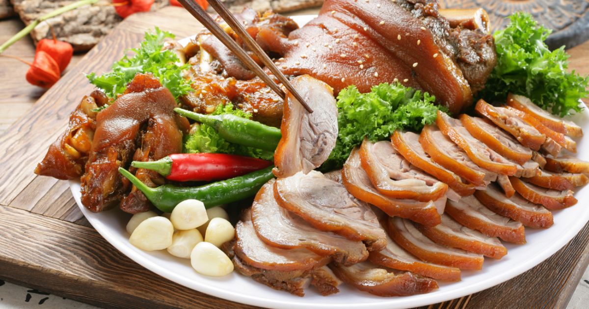 Thịt heo quay cắt lát