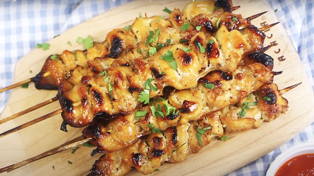 Xiên gà nướng